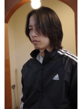 エディ(Edy) メンズセンターパート韓国ヘア眉毛カット岡山