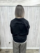 ラッズプラスエイチ(Lads+h) バレイヤージュ ボブ