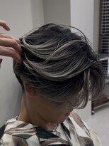 コスモス 町田(COSMOS)&nbsp;ホワイトメンズバレイヤージュ×センターパート