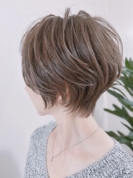 アナザヘアー なんば 高島屋前店(ANAZA hair) コンパクトショート＆ミルクグレージュ