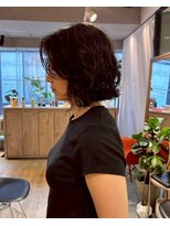 シーン バイ ラッド(SCENE by RAD)&nbsp;レイヤーボブで魅せる大人可愛いくびれヘアショートショートボブ