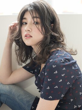 クラン(CLAN) グレージュひし形レイヤー