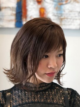 ナイン(9) ◆インナーカラーでおしゃれ度UPスモーキーアッシュ