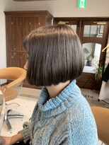 リバレッジ 広尾(Leverage)&nbsp;オシャレミニマムボブ 柔らか透明感グレージュ