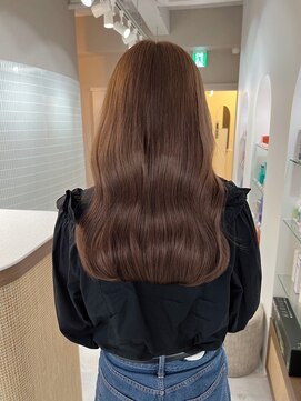 ボタン ハカタ(VOTAN hakata) 【votan hakata 柿本真優】ツヤ感たっぷりベージュカラー