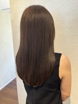 エルサフィロ キタハマ(el zafiro kitahama) 20×30×40代×ナチュラル×髪質改善×ロング×お顔周りレイヤー