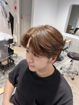 ネオリーブクレア 綱島店(Neolive Krea) メンズカット/センターパート/ニュアンスパーマ/毛流れパーマ