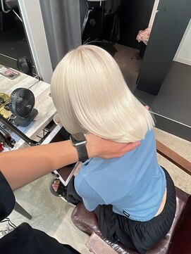 ロイス 神宮前(ROIS) 透明感ベージュカラー/ダブルカラー/ケアブリーチ[表参道駅]