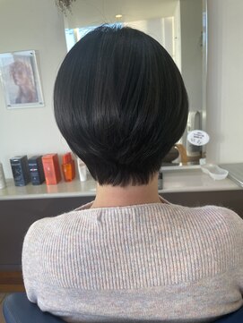 アトリーチェタ 田富店(ATTRICE) 大人／40代50代／ショート／グラデーション／くびれ／美髪/