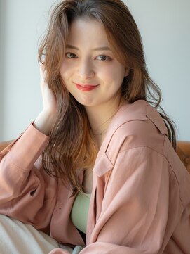 ペイジヘアー(paige hair) ロングレイヤー/透明感カラー/明るめベージュカラー