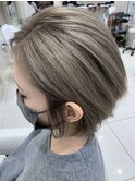 ショートボブ×ハイライト×グレージュ×髪質改善