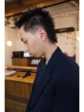 ソーレ(sole) yosukeマレットショートウルフ刈り上げショート個性的名古屋