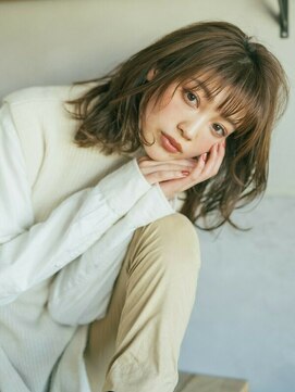 エミュ 表参道 青山(emu) 【emu井上信洋】毛先のニュアンスカールとレイヤー【エミュ】