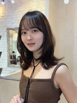 ベル 表参道店(Belle) ふわっと柔らかい＊抜け感のあるミディアムヘアで小顔効果抜群