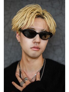 アイトーキョー 名古屋栄(AI TOKYO) ブロンドフェザーショート【名古屋/矢場町/栄】