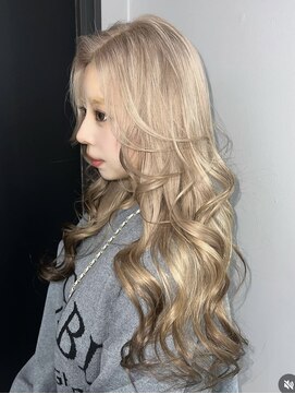 ギミックパシャ(GIMMICK pasha) ホワイトミルクティー×裾カラー