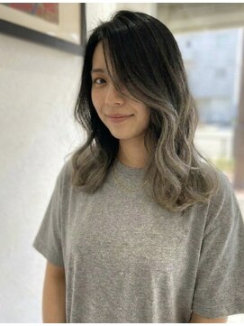 アッシュ 川崎店(Ash) グラデーションカラー　グレージュ　ブリーチあり