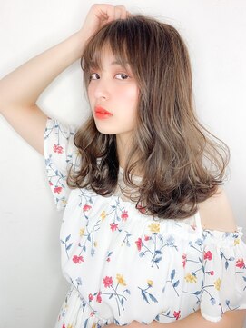 トワイスアップ(TWICE UP) エギョモリ☆イルミナカラーで透明感のあるグレーベージュ