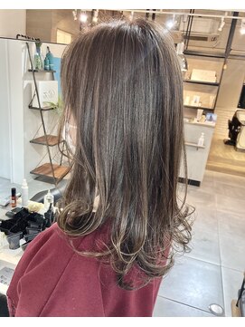 美容室 ツリー(Tree) ☆松川おすすめハイライト×ブラウン『Tree hairsalon 』本厚木