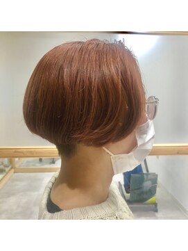 ムク(MUK) 刈り上げ前下がりボブ