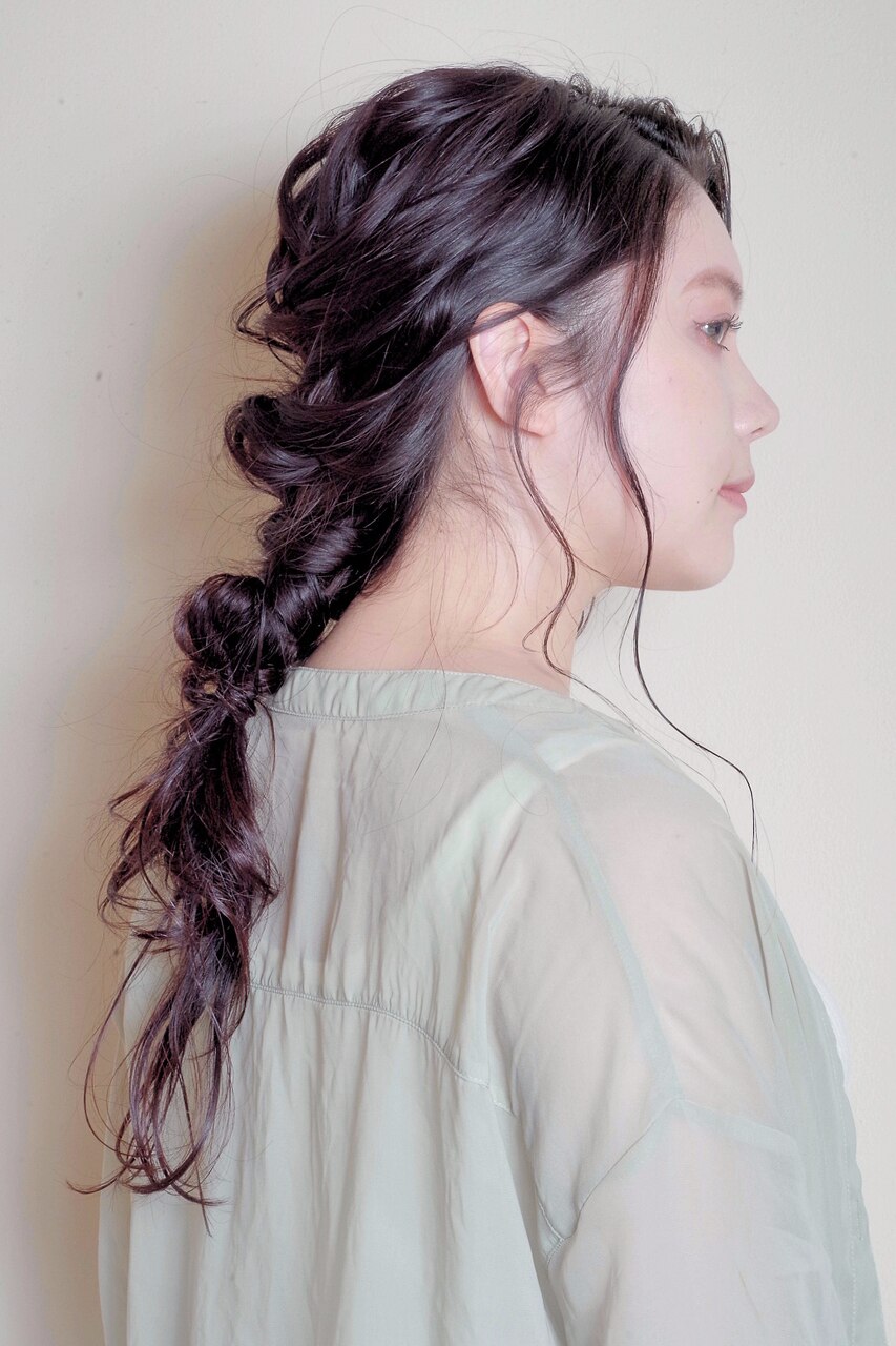 2025年春】ヘアセット ポンパドールの髪型・ヘアアレンジ｜人気