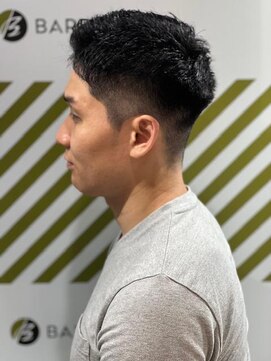 バーバーバー 四谷(BARBER-BAR) 大人の刈り上げスタイル