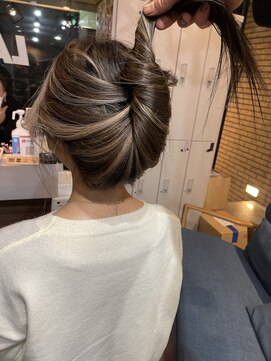 ラフ(LAFF) #黒髪#ボブルフ#ネビージュ#小顔#ワンレン