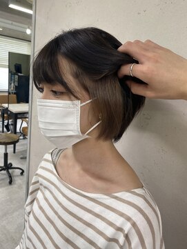 アジールヘア 東上野店(agir hair) 大人かわいいストレート切りっぱなしインナーカラー耳掛け小顔