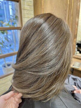 クラッチ 博多(CLUTCH) シークレットハイライト×グレージュ