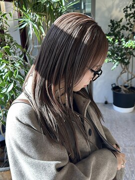 ヲタク(wotaku.) ミルクティーグレージュくすみ透明感カラーダブルカラー髪質改善