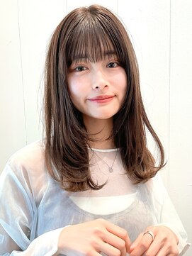 ガーデン ムサシコスギ(GARDEN MUSASHIKOSUGI) 顔まわりカット フェイスレイヤー フルバング アッシュブラウン