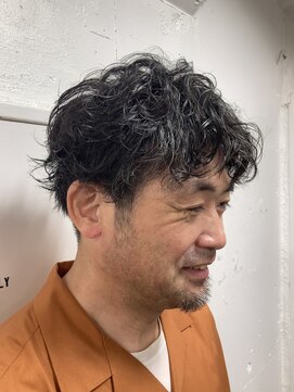 ジュネスゼロニ(JUNES 02) メンズショートパーマ