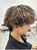 波巻きパーマメンズパーマメンズヘアツーブロックツイストパーマ