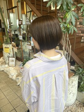 ビハツヤ(BIHATSU-YA) ショートボブ