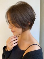 ノールート(No√)&nbsp;前下がりくびれショート/オリーブグレージュ/前髪なし/大須