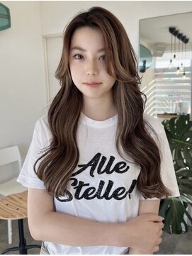 プカナ ラ(pukana_La) レイヤーカット×ハイライト