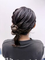 アールエーサロンモノクロ 秋葉原(RA SALON モノクロ) 片っぽクラゲ