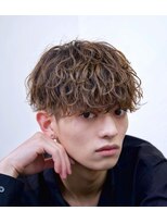 アストラ(ASTRA)&nbsp;MEN’S HAIR/サーフカール/刈り上げセンターパート/札幌