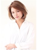 ミセスの前下がりボブは華やかに ひし形シルエット