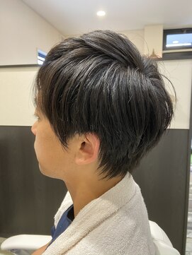 メンズヘアーサロンオーザ ミディアムショートスタイル