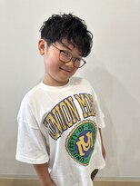 ピース(PEACE)&nbsp;ゆるふわツーブロックパーマ