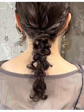 エッセ 大阪梅田茶屋町店(esse) イマドキなくしゅっと編み下ろし