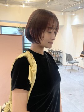 トワ(toi) ボブに顔まわりレイヤー【横浜/横浜駅】