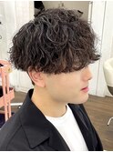 波巻きスパイラルパーマ波巻きパーマセンターパートウルフカット