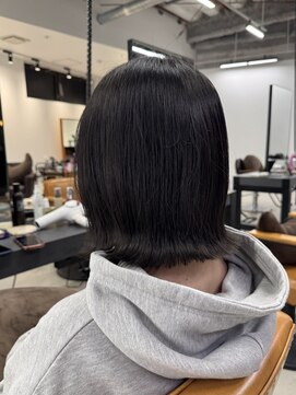 ソピ バイ インビテーション(sopi by invitation) 切りっぱなしボブ 暗めアッシュ アッシュグレージュ!