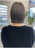 アッシュブラウン×切りっぱなしボブ×外ハネボブ