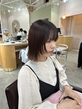 キュオンシア(CUEON. ciea) レイヤーボブ×暖色カラー