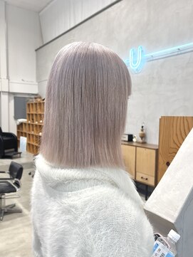 ユーラボラトリー(U LABORATORY) ホワイトブロンド【群馬/太田】