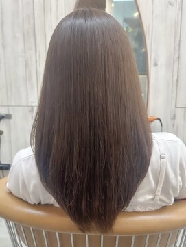 ロンドアジュール 横浜(Lond azur) ☆縮毛矯正のバックの姿です。