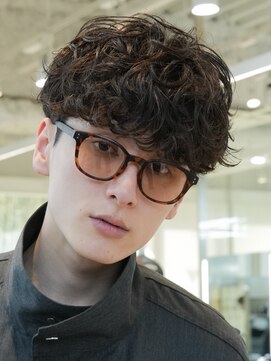 エリマ 横浜西口(elima) 横浜西口シャドウパーマメンズマッシュセンターパート緩め強め